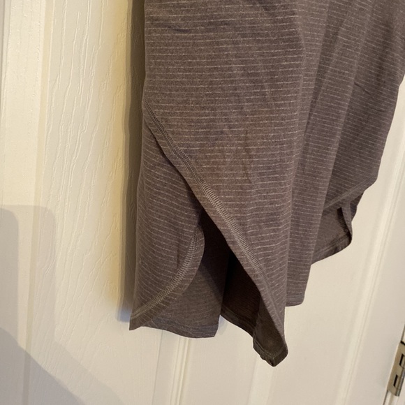 Lululemon Tank with Attachable Sports Bra - Picture 6 of 7